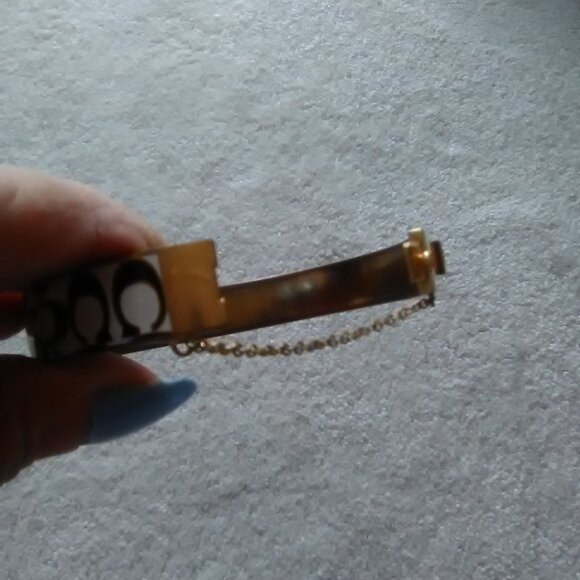 Coach Bangle Bracelet Flapper style VINTAGE PERFECT FOR MOTHER'S DAY - Picture 3 of 9